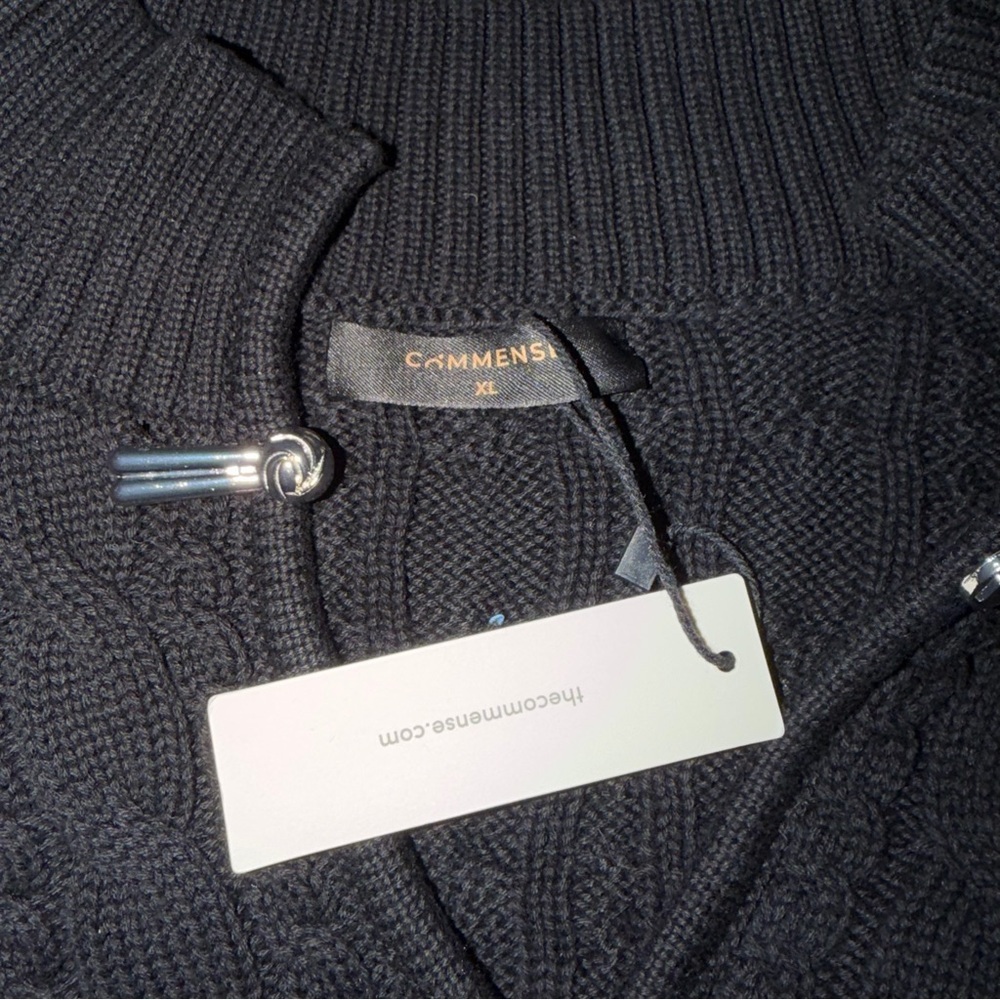 Commense Black Cable-Knit V-Neck Sweater with Keyhole - Picture 9 of 11